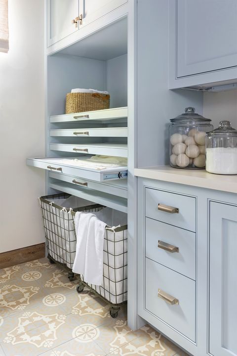 Go With a Space-Saving Storage Solution